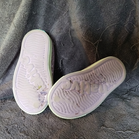Native SZ6 Lavender BNIB 🧜‍♀️ - Picture 10 of 10